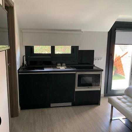 Hostal El Rocio Paracuellos de Jarama Dış mekan fotoğraf