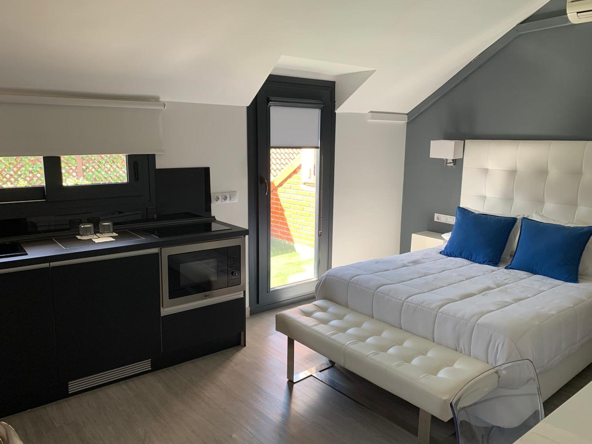 Hostal El Rocio Paracuellos de Jarama Dış mekan fotoğraf