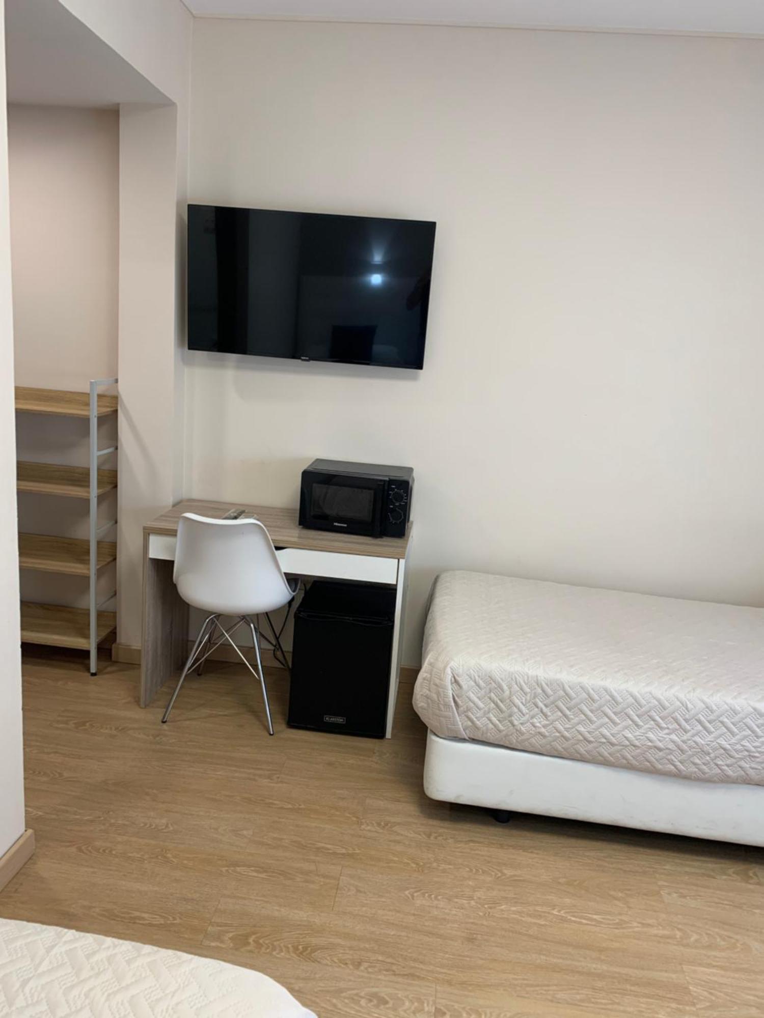 Hostal El Rocio Paracuellos de Jarama Dış mekan fotoğraf